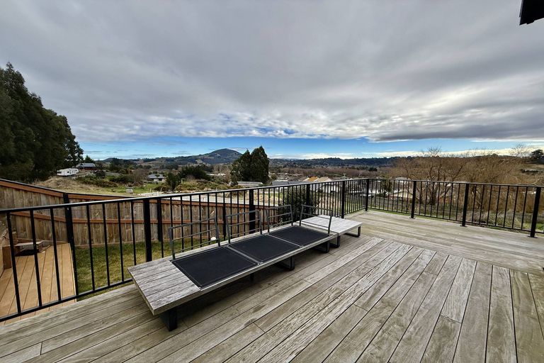Photo of property in 17 Rexs Way, Green Island, Dunedin, 9018