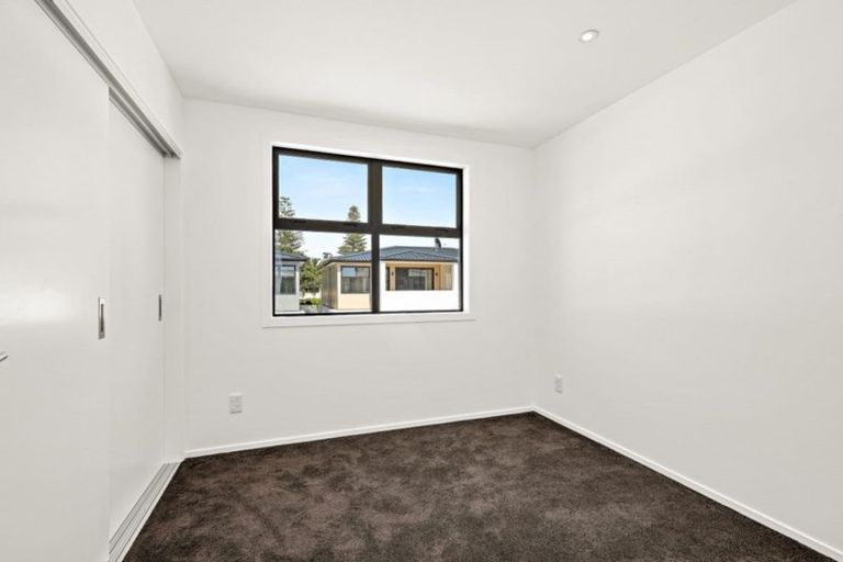 Photo of property in 4/447 Hibiscus Coast Highway, Orewa, 0931