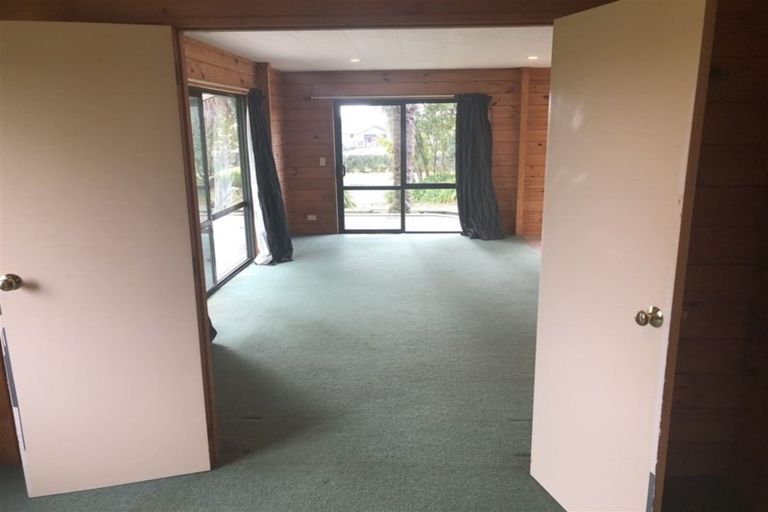 Photo of property in 1 Rarere Terrace, Kerikeri, 0230