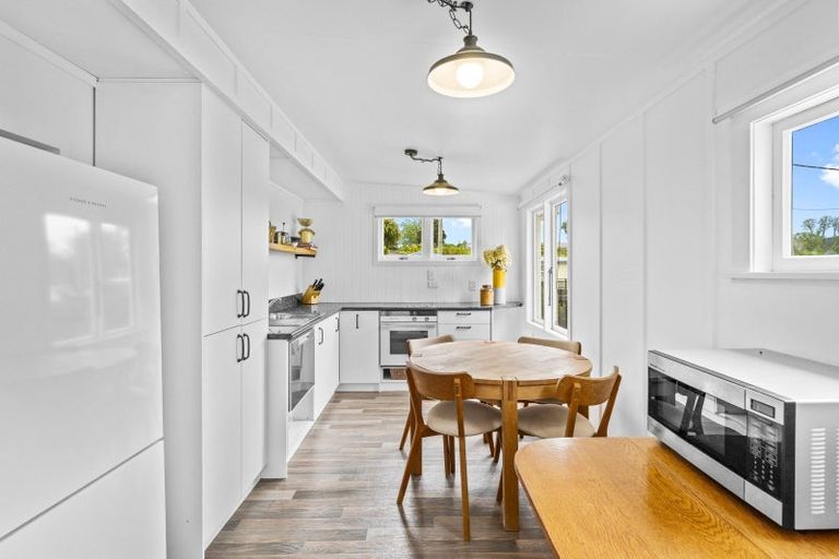 Photo of property in 17 Lake Road, Mangakino, 3421