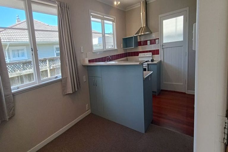 Photo of property in 46 Wordsworth Street, Leamington, Cambridge, 3432