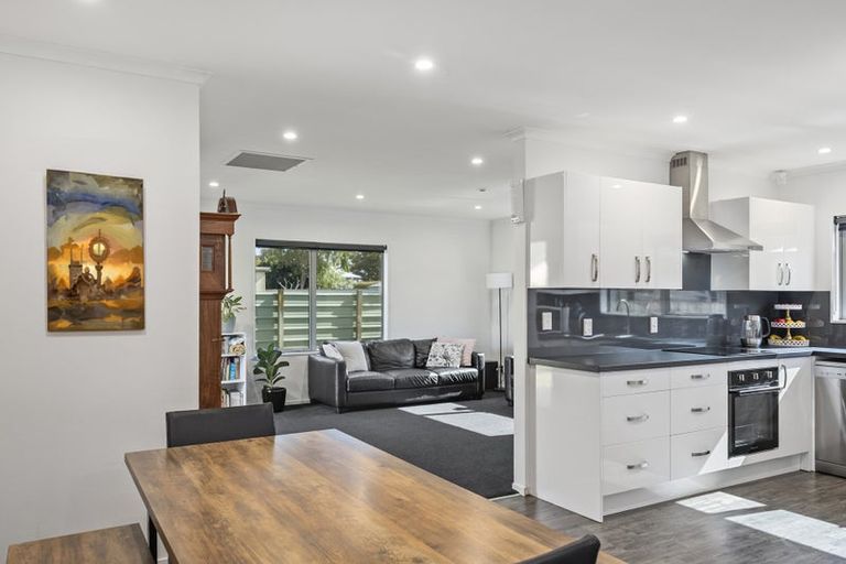 Photo of property in 16a Mahanga Road, Fairy Springs, Rotorua, 3015