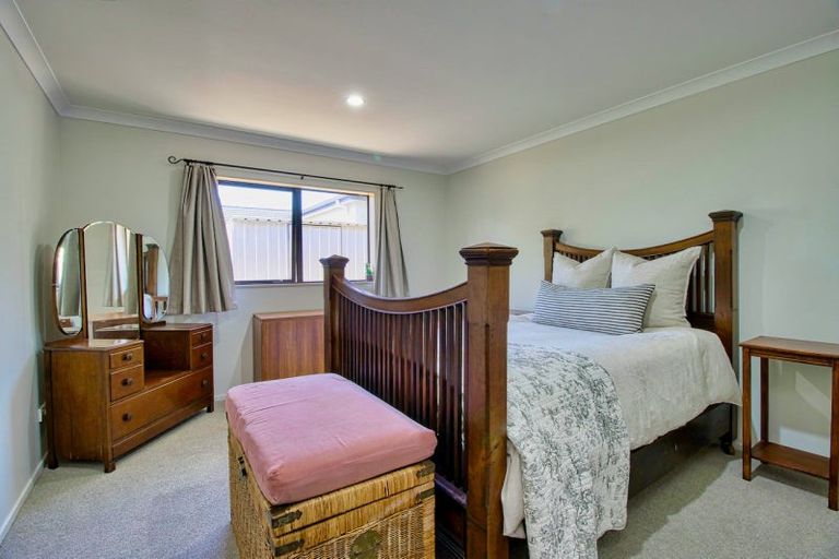 Photo of property in 31 Fairview Place, Havelock North, 4130