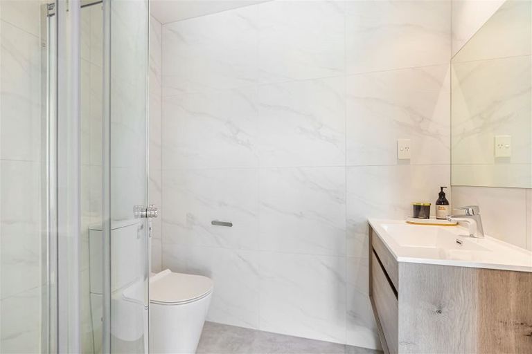 Photo of property in 10 Arran Point Parade, Orewa, 0931