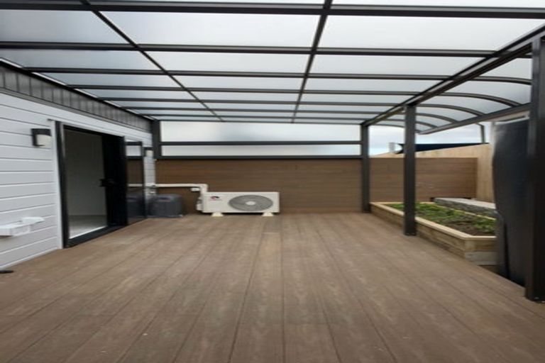 Photo of property in 93 Hutchinsons Road, Bucklands Beach, Auckland, 2014