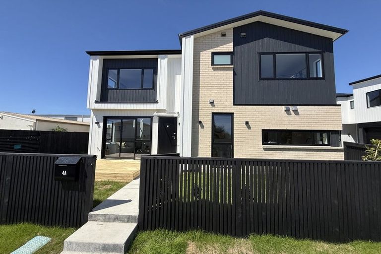 Photo of property in 4a Tainui Terrace, Mangere Bridge, Auckland, 2022