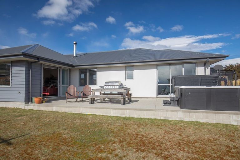 Photo of property in 6 Barclay Place, Wanaka, 9305