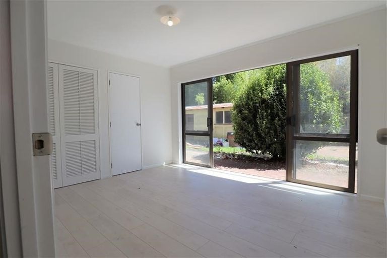 Photo of property in 6 Pandora Place, Pakuranga, Auckland, 2010