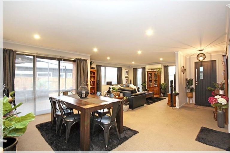 Photo of property in 15 Forbes Road, Foxton Beach, Foxton, 4815