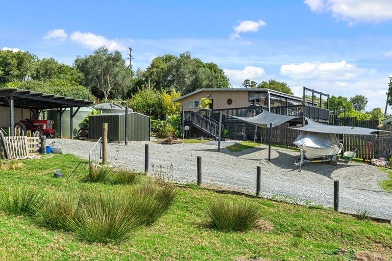 Photo of property in 10 Bennett Street, Port Albert, Wellsford, 0973