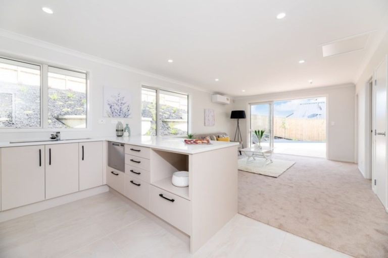 Photo of property in 45 Kahawairahi Drive, Beachlands, Auckland, 2018
