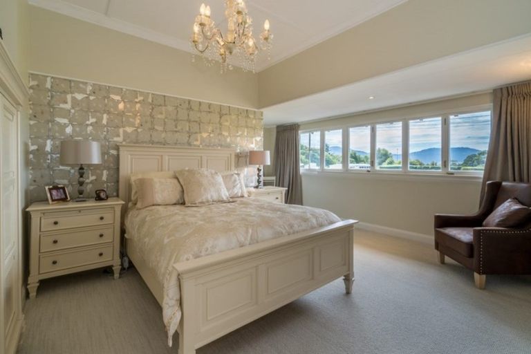 Photo of property in 75 Eglinton Road, Mornington, Dunedin, 9011