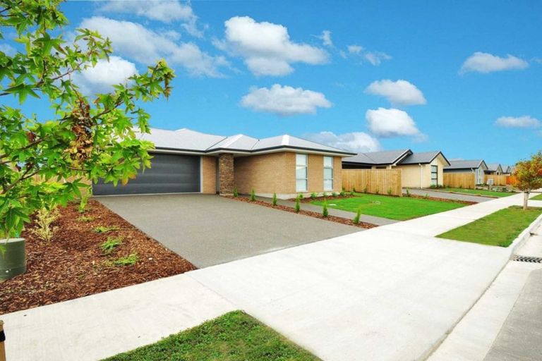Photo of property in 75 Sutherland Drive, Kaiapoi, 7630