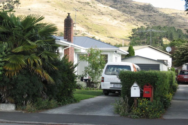 Photo of property in 21 Martindales Road, Heathcote Valley, Christchurch, 8022