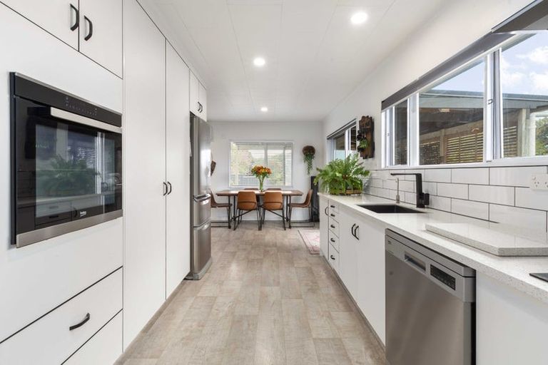 Photo of property in 1 Nathan Place, Athenree, Katikati, 3177