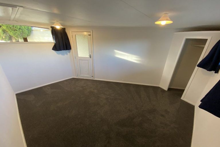 Photo of property in 1 Dampier Avenue, Awapuni, Palmerston North, 4412