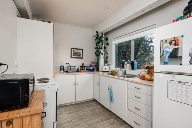 Photo of property in 17 Tui Grove, Paihia, 0200