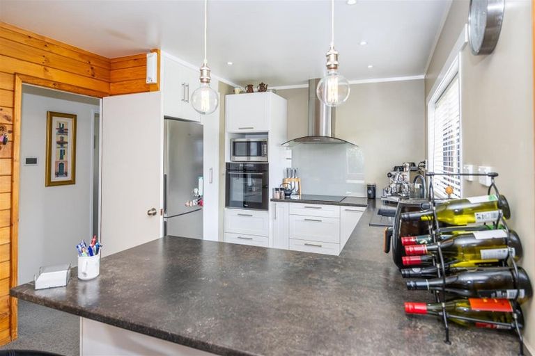 Photo of property in 13 Cromwell Drive, Fitzroy, Hamilton, 3206