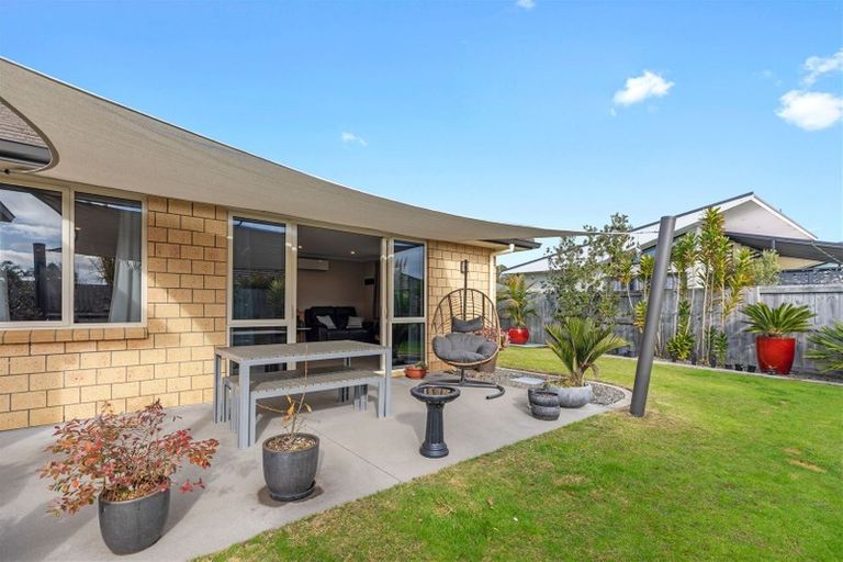 Photo of property in 28 Oakwood Way, Papamoa Beach, Papamoa, 3118