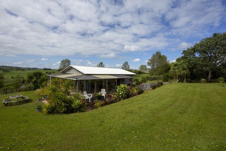 Photo of property in 39 Lara Lane, Kaiwaka, 0573