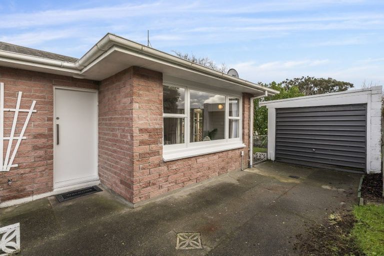 Photo of property in 19 Anthony Grove, Paraparaumu Beach, Paraparaumu, 5032