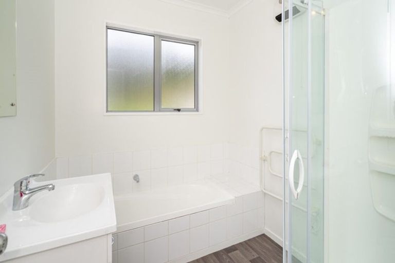 Photo of property in 12 Robinson Street, Lookout Point, Dunedin, 9011