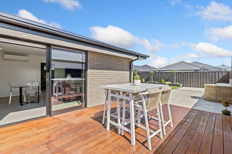 Photo of property in 5 Cousins Street, Woodend, 7691