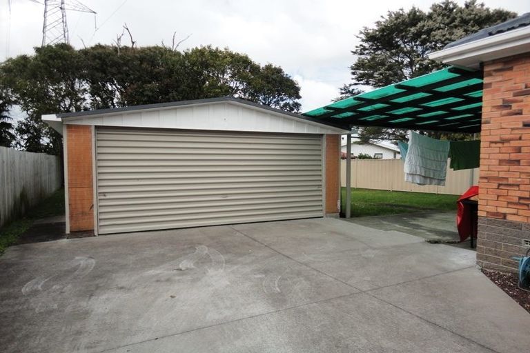 Photo of property in 42 Aurea Avenue, Pakuranga, Auckland, 2010