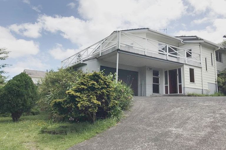 Photo of property in 64 Oaktree Avenue, Browns Bay, Auckland, 0630