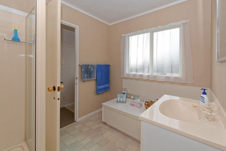 Photo of property in 8 Raleigh Avenue, Fairview Downs, Hamilton, 3214