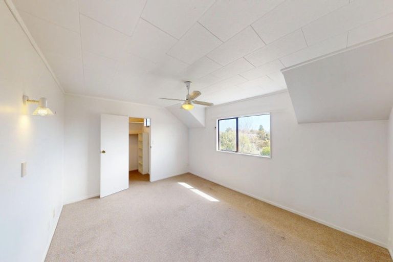 Photo of property in 18 Homewood Avenue, Levin, 5510