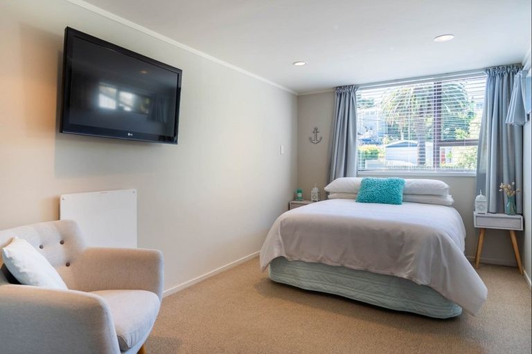 Photo of property in 101a Matai Road, Raumati South, Paraparaumu, 5032