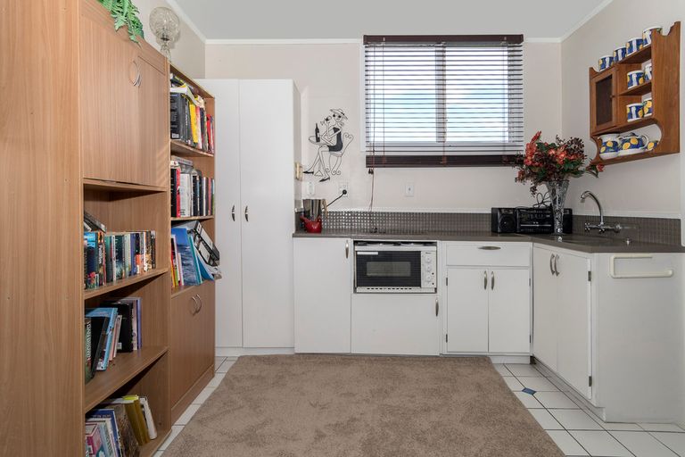 Photo of property in 19 Roderick Street, Otumoetai, Tauranga, 3110