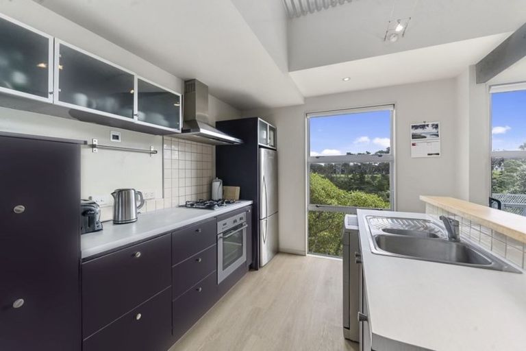Photo of property in 12a Upoko Road, Hataitai, Wellington, 6021