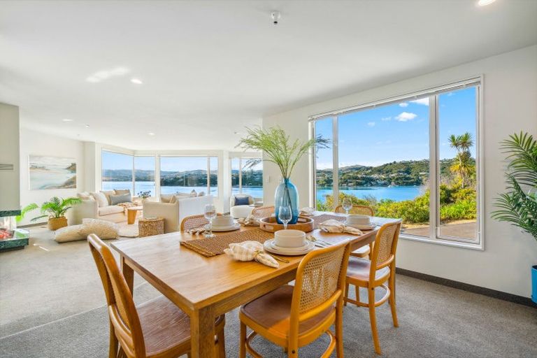 Photo of property in 26a Mana View Road, Paremata, Porirua, 5026