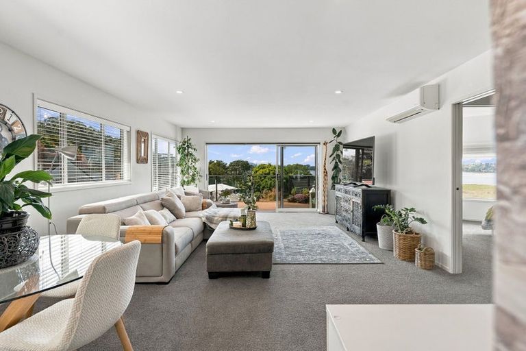 Photo of property in 9 Coach Drive, Otumoetai, Tauranga, 3110