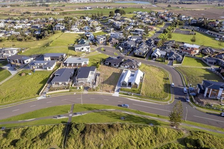 Photo of property in 18 Pacific Parade, Coastlands, Whakatane, 3120