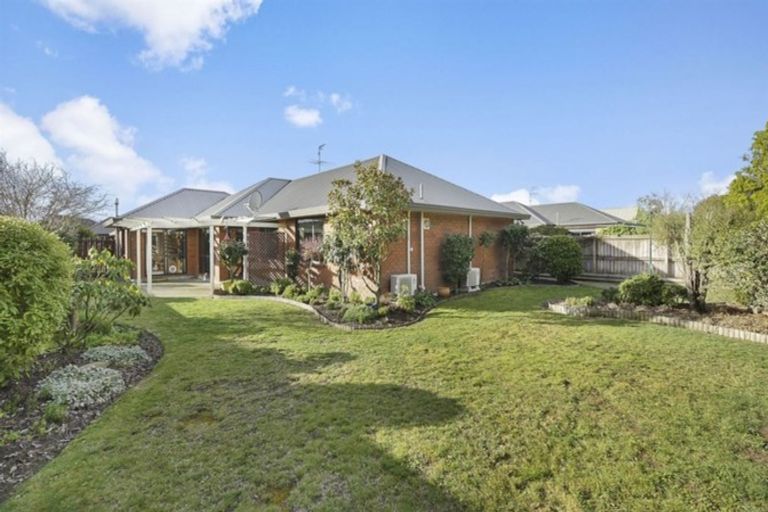 Photo of property in 3 Lutheran Close, Burwood, Christchurch, 8083