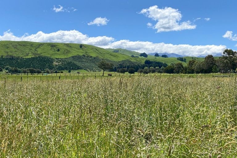 Photo of property in 783 Chester Road, West Taratahi, Carterton, 5791