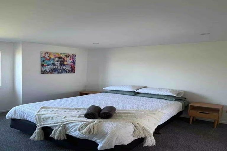 Photo of property in 80 Carrington Avenue, Silverdale, Hamilton, 3216