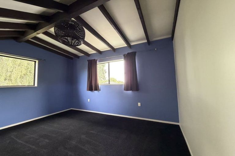 Photo of property in 10 Oakhurst Place, Russley, Christchurch, 8042