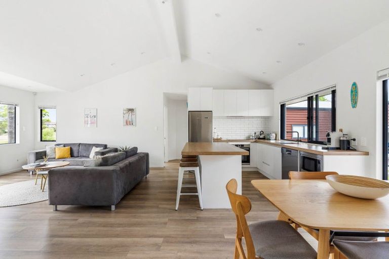 Photo of property in 13 Given Grove, Pauanui, Hikuai, 3579