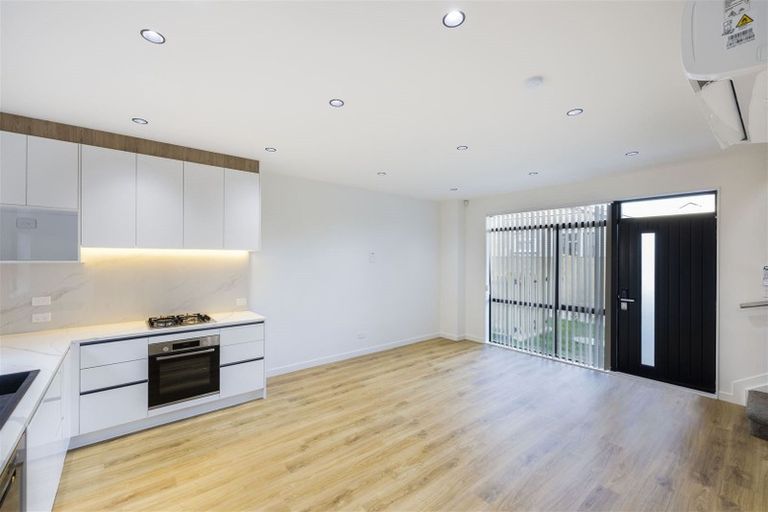 Photo of property in 3/48 Victor Street, Avondale, Auckland, 1026