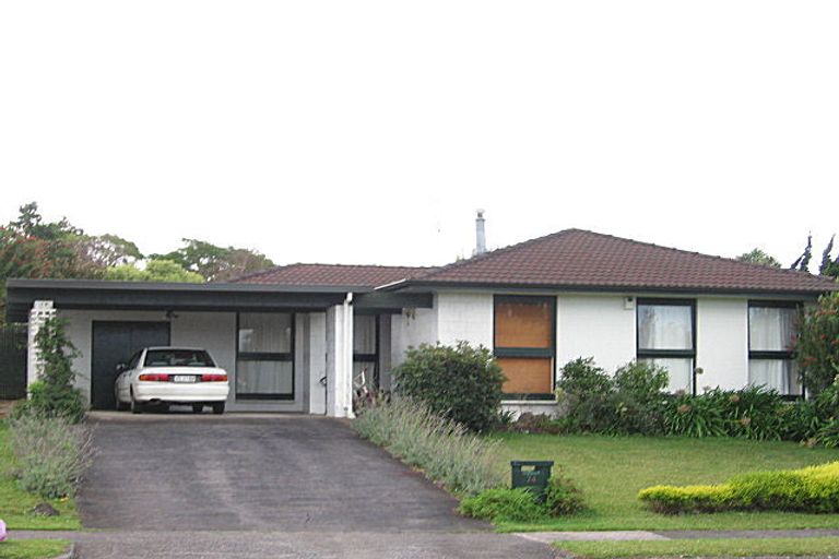 Photo of property in 24 Meadway, Sunnyhills, Auckland, 2010