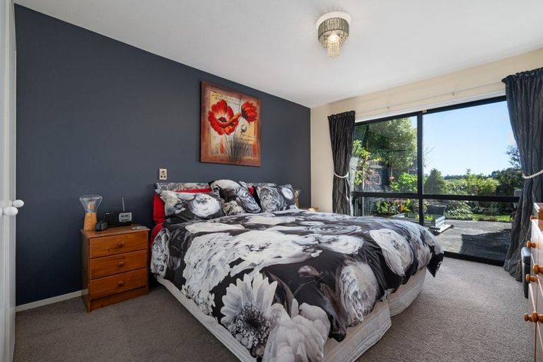 Photo of property in 8 Lordship Place, Templeton, Christchurch, 8042