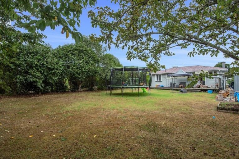 Photo of property in 9 Tuatara Drive, Te Kamo, Whangarei, 0112