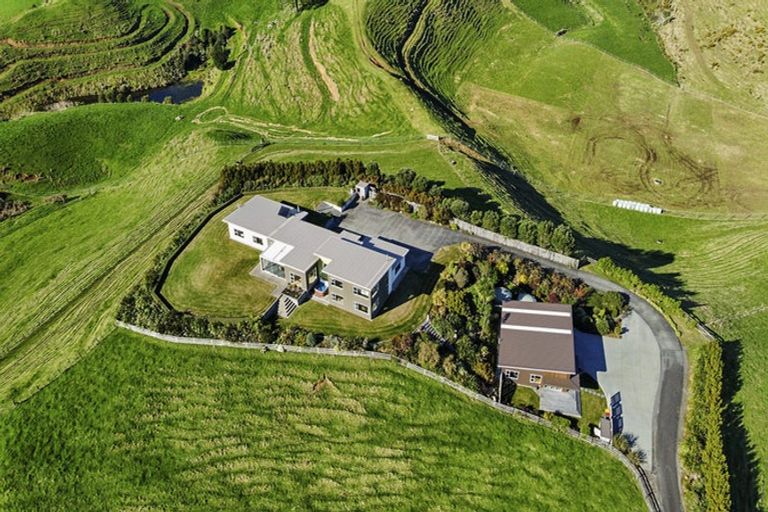 Photo of property in 62 Atkinson Road, Hurworth, New Plymouth, 4371