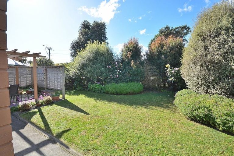 Photo of property in 1 Oak Bay, Waikanae, 5036