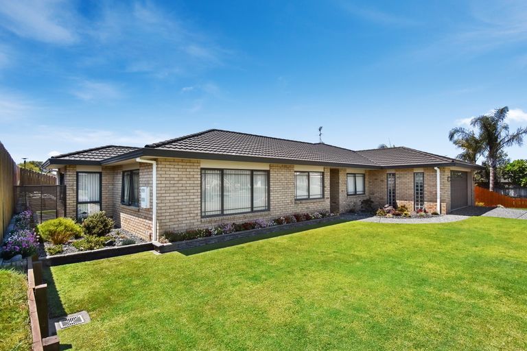 Photo of property in 20 Norm Pellow Drive, Manurewa, Auckland, 2105