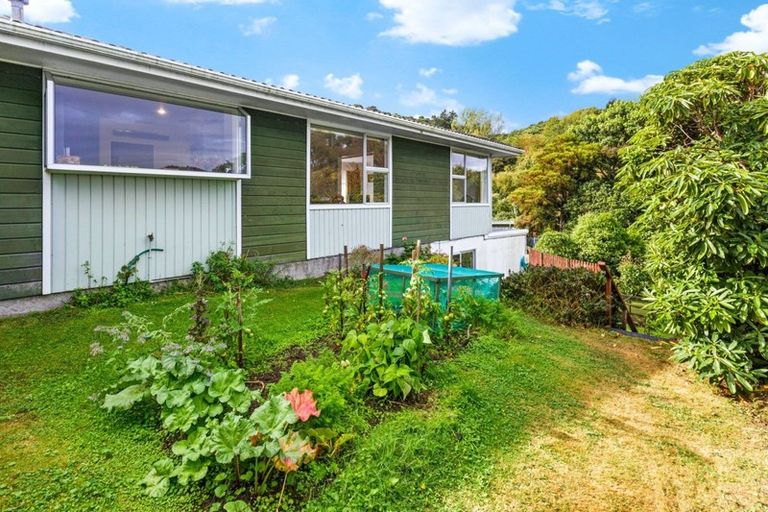 Photo of property in 10 Charthouse Lane, Whitby, Porirua, 5024